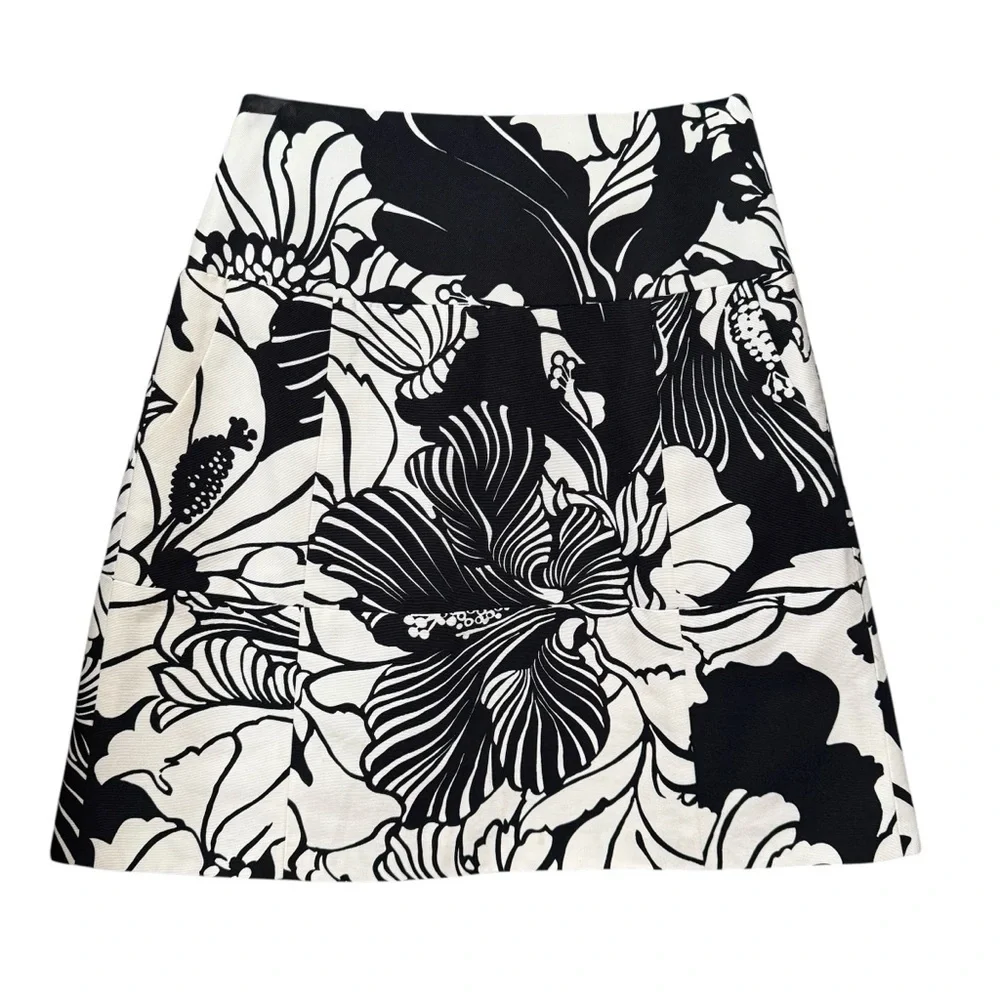 Elie Tahari Black White Floral Skirt Size 6 Tropical Print A-Line with Pockets